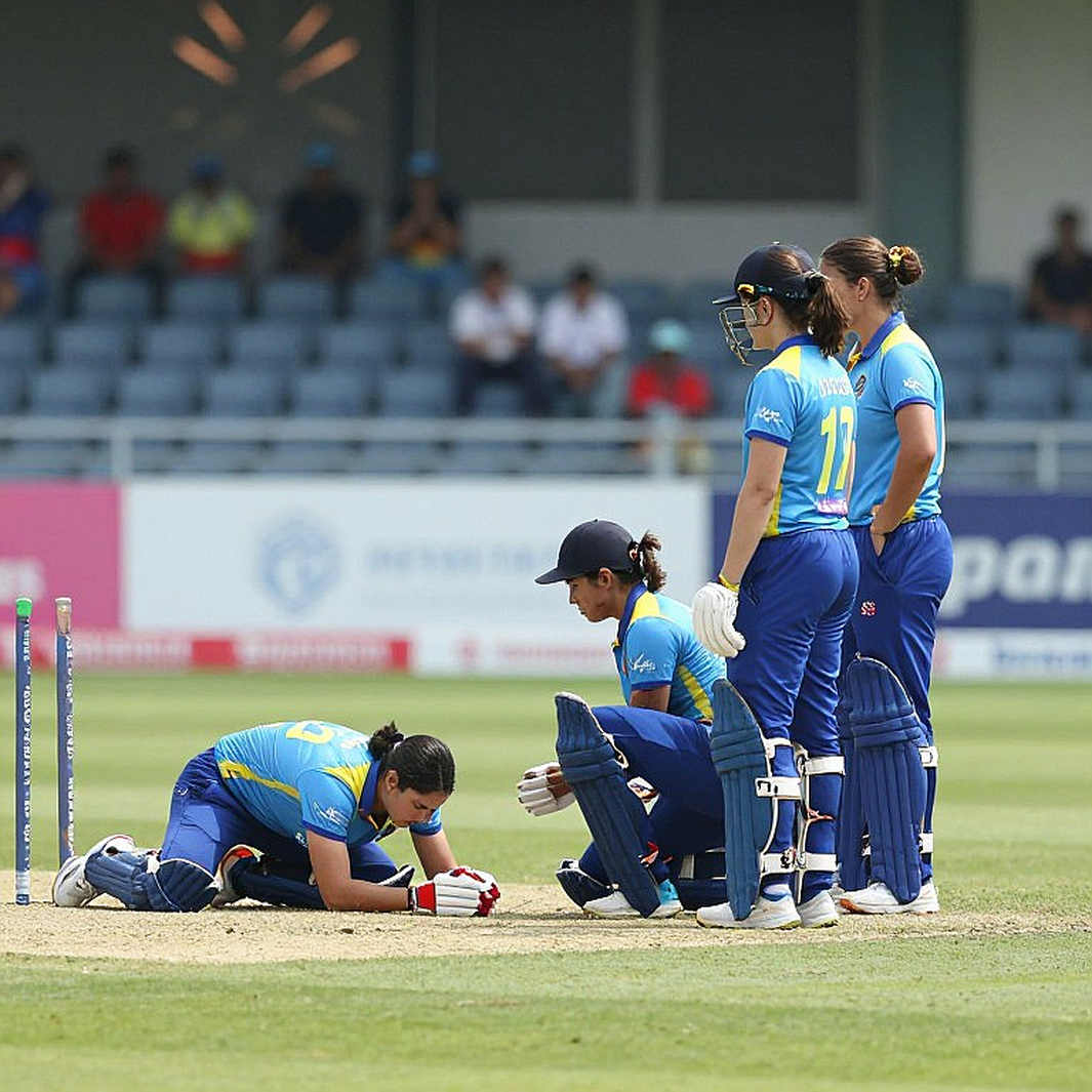 ২৪১ একটা সংখ্যা, গল্পটা নয়: লাহোরে পাকিস্তানের নতুন বলের দখল আর ইংল্যান্ডের অসম্পূর্ণ ইনিংস