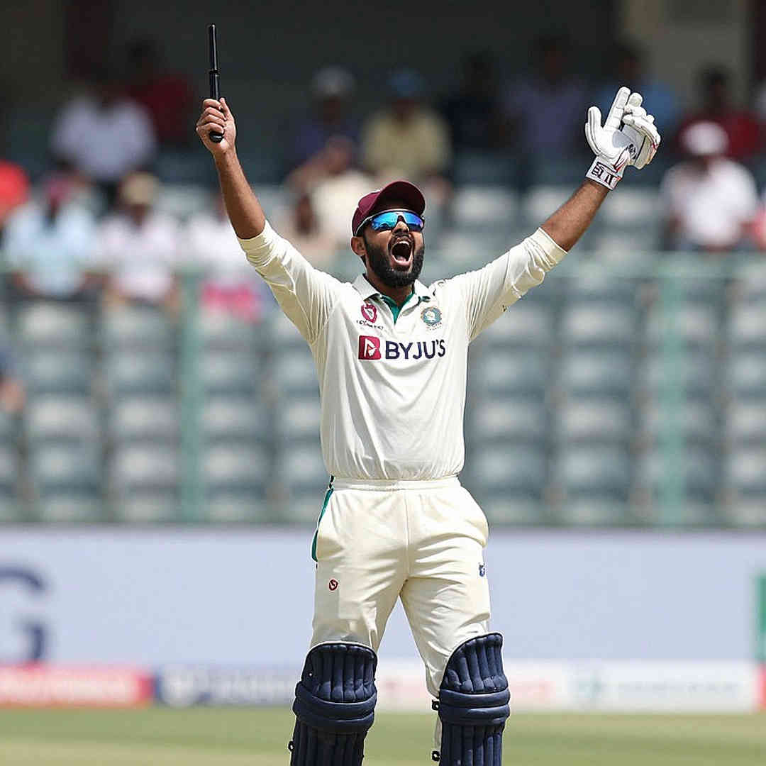 চামিন্দা ভাসকে দিল্লি ক্যাপিটালসে নিয়োগ: যে ক্লজ আর বাজেটের হিসাবে লুকিয়ে আছে আইপিএলের আসল কৌশল