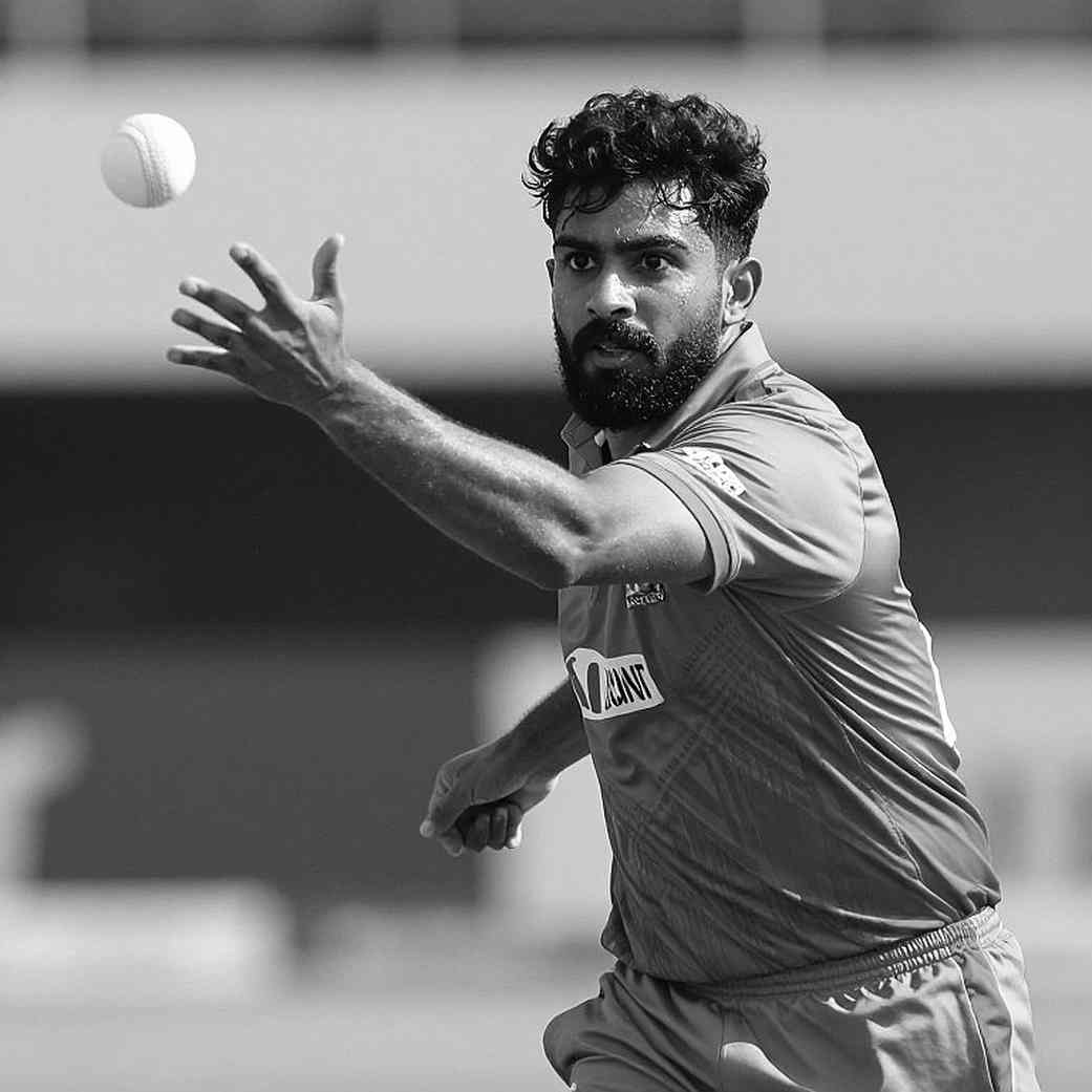 লেজারে অ্যাম্বুলেন্স লেখা যায় না: নারী ক্রিকেটের টাকা কোথায় যায়, আর ব্লকচেইন কী উত্তর দিতে পারে না