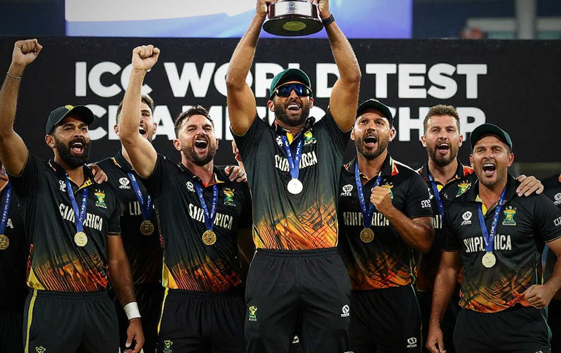 খালি খাতা, ভরা গুজব: ট্রান্সফার উইন্ডোয় আমরা কোন তথ্য বানিয়ে ফেলি
